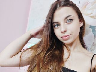 naked camgirl masturbating with dildo EzabellaWell