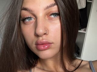naked camgirl picture FionaHey