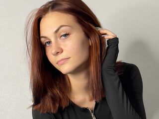webcam girl chatroom GertudeVeith