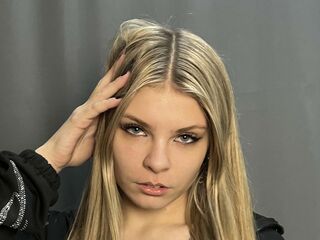 fingering webcam girl GlendaLabeau