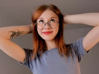 hot strip tease web cam GwendolynBodge