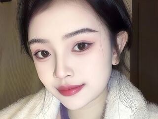 naked camgirl photo HedyIvy