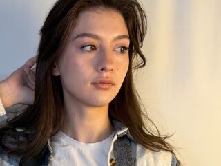 webcam pic HermilaKegerries