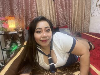 sexy webcam girl InaRaymondo