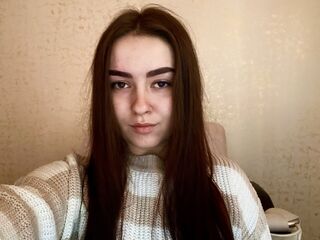 naked girl with webcam masturbating with vibrator IvyKropp