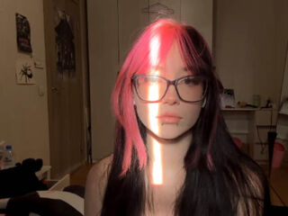 fingering cam girl JameyStaffieri