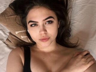 camgirl fingering bald pussy JaniceFilen