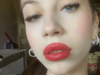 beautiful girl JenniferSkyland