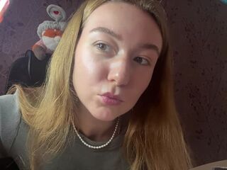 fingering cam slut KayeEliasen