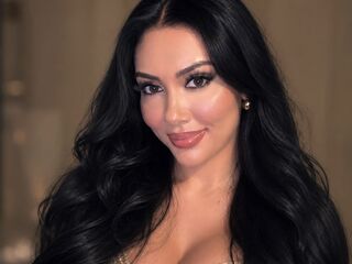 camgirl masturbating with vibrator KellyZouj