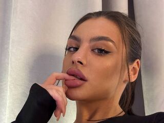 extreme webcam KristyDol