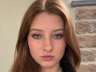 hot webcam photo LaraVey