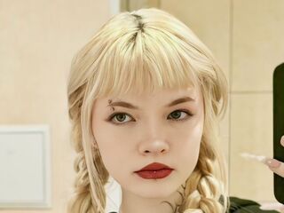 hot strip tease web cam LatashaLafevre