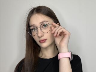 live free chat LatriciaSuet