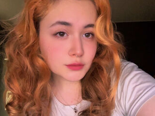 camgirl video chat LiliPlishi