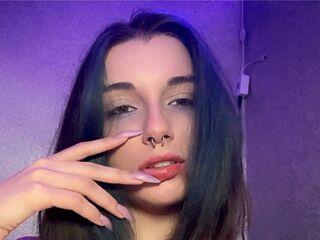 naughty camgirl fingering shaved pussy LiliaGummersall