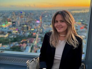 free live chatroom LilyBel