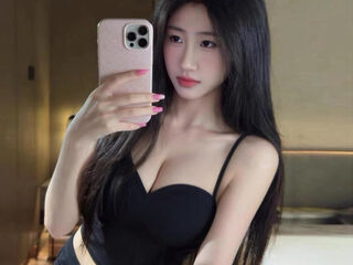 free live chat LouiseEve