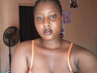 fingering webcamgirl picture LuciaKay