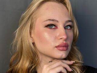 kinky cam photo LucileNeuburger