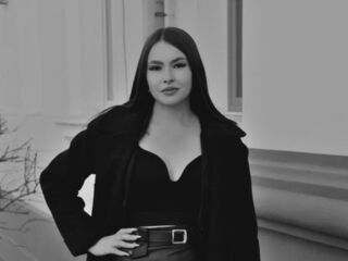 cam girl masturbating with vibrator LucilleWhite