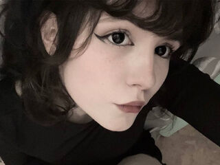 naked cam girl photo LunaAchlis