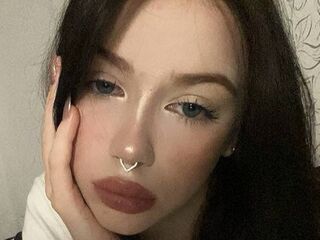 webcam girl LunaSunrise