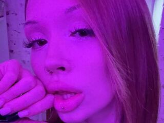 cam girl chatroom MargueriteBoblak