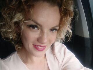 naked webcamgirl MarleenQueen