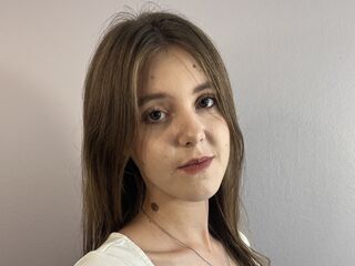 topless webcam girl MattieSotlar