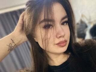 camslut MaudCornett