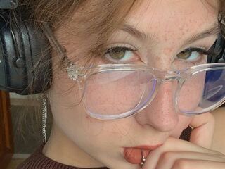 nude webcam girl photo MayaYam