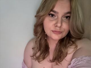 camgirl masturbating MeganDarcy