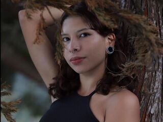 naked girl with live cam masturbating MelanyVelvet