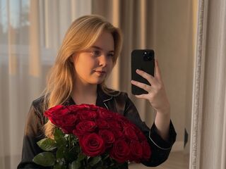 free hardcore cam MelissaMyla