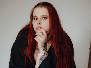 cam girl playing with sextoy MelonyRyan