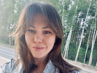 topless webcamgirl MerryLeen