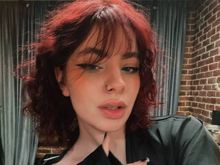hot girl cam MiaHils