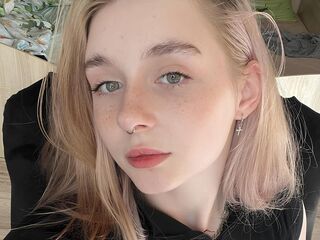 closeup cam MiaMerek