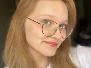 adult free chat MicahCussins