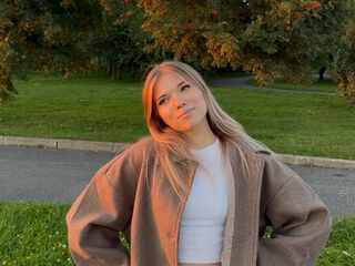 hot cam hooker MichaelaFox