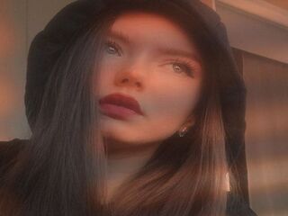 camgirl live porn MilaLyra