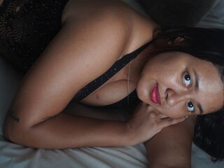 hot cam girl MilaWhitmore