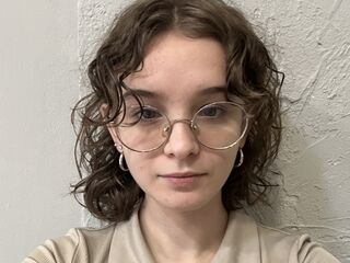 hardcore show NicoleAvis