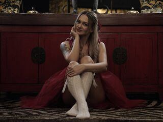 streaming live webcam NicoleLoy