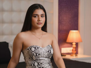 camgirl chat room NidhiPriya