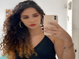 cam whore PattieWilson