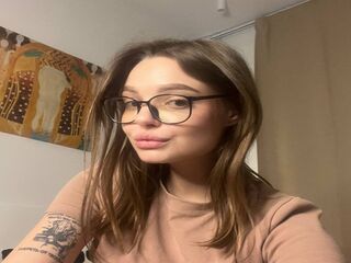 live chatroom PaulinaFranklin