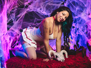 fingering cam whore PaulinaJaece