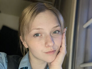 girl topless chat PiaFykes